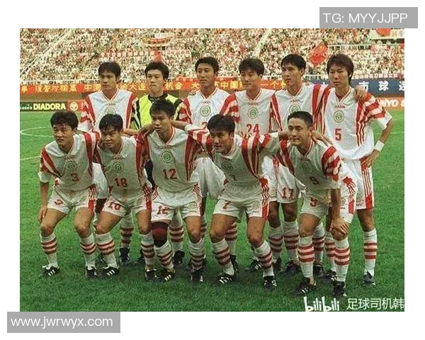 80后球迷心中的传奇足球明星回顾与他们的巅峰时刻